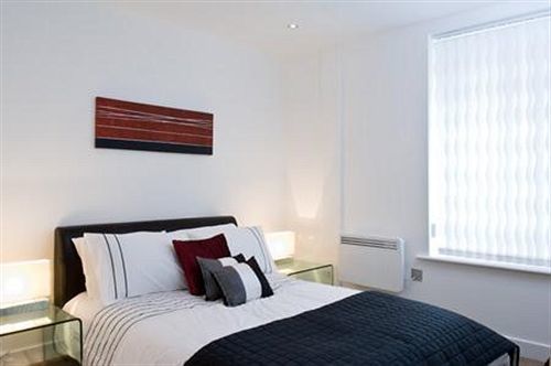 Marsh House Serviced Apartments Bristol Zewnętrze zdjęcie